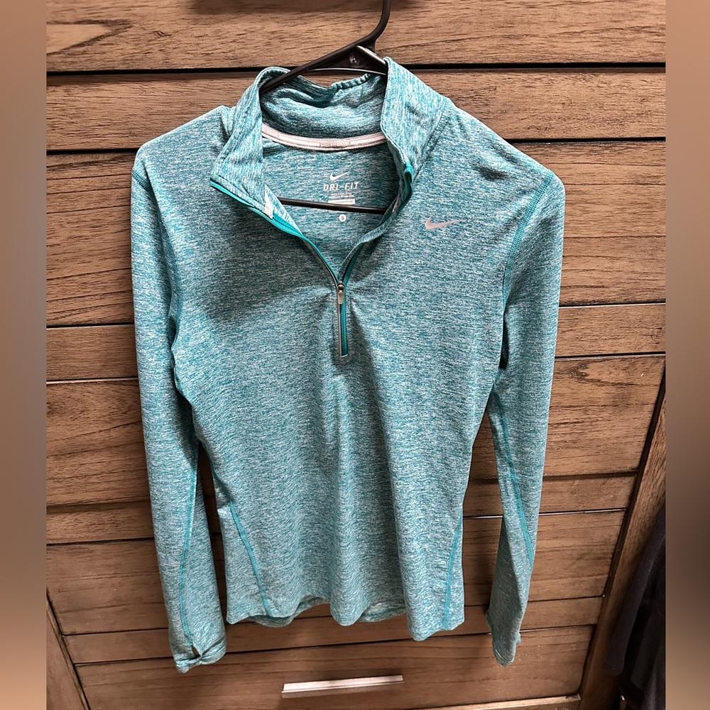 Women’s Nike Dri Fit Running Quarter Zip - small